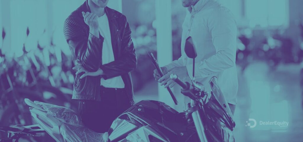 Aplicativos de leads para 2 rodas: como organizar o caos das mensagens em um funil único